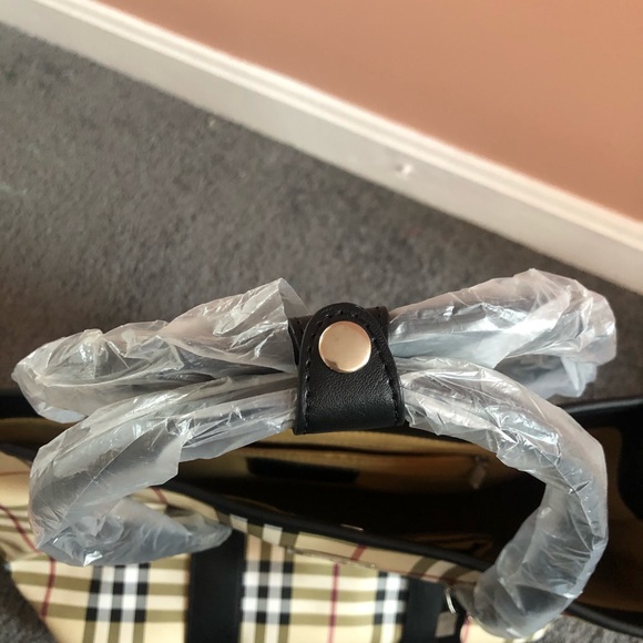 VINTAGE Burberry London Tote Bag - Picture 6 of 8